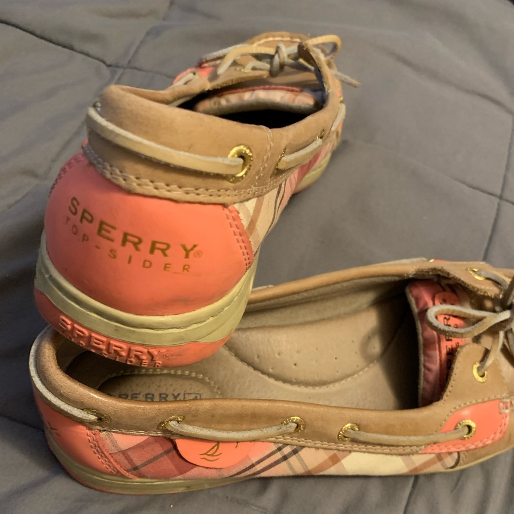 Sperry topsiders
